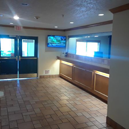 Intown Suites Houston Intercontinental Buitenkant foto
