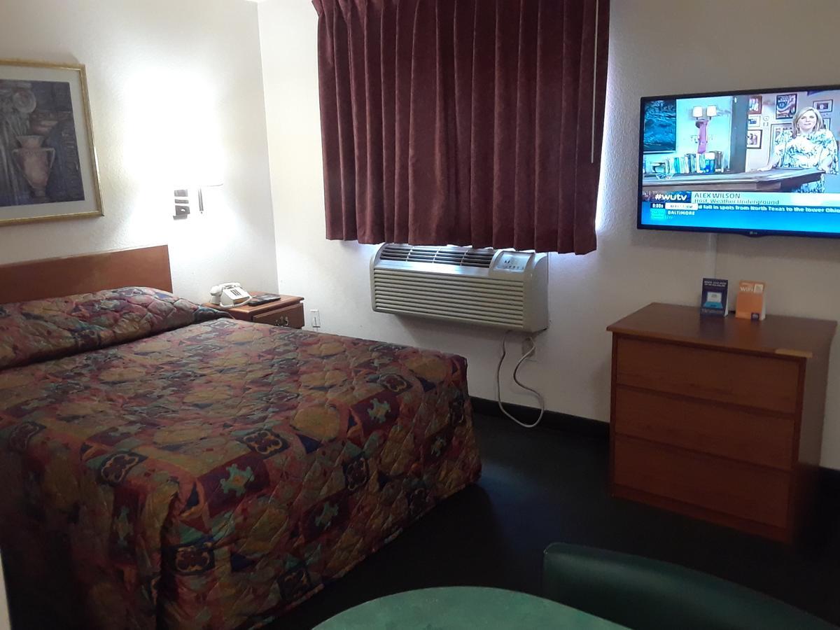 Intown Suites Houston Intercontinental Buitenkant foto